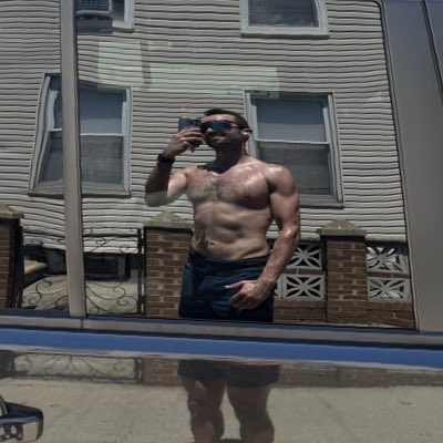 alexdmitri_'s tweet photo. hello gays https://t.co/g0hmuegFgS