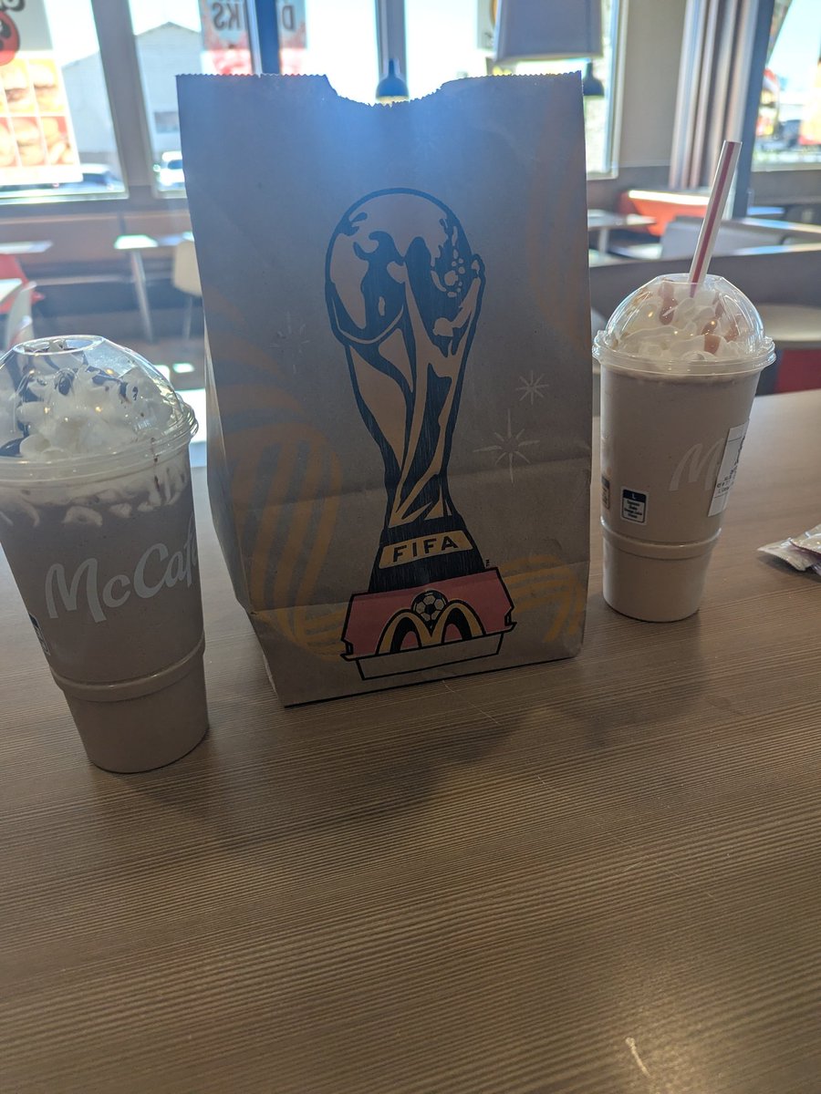 Nevaeh_Lock's tweet photo. Cuckolds this is your chance to be useful! You can reimburse breakfast and coffee with my man https://t.co/lvVFqeUwuh