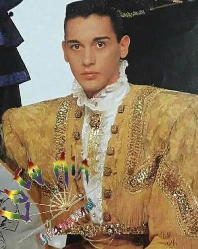 YofuiaEGB's tweet photo. Ha muerto Manuel Arjona, miembro de los primeros Locomía, a los 58 años. https://t.co/Dq8sWcmdyX