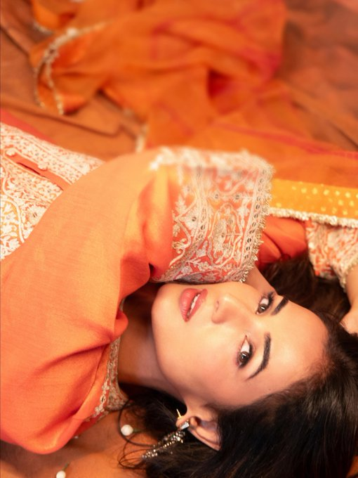 Mounikaa29's tweet photo. Sonal Chauhan
#Sonal #SonalChauhan https://t.co/FJZrjKByh6