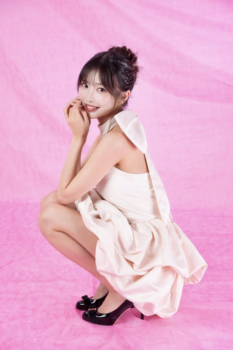 akanekogurasi's tweet photo. お誕生日迎えました🎂

関わってくれる皆様、
いつもありがとうございます(  . .)💗

これからまた新たな事ができるよう頑張るので、応援よろしくお願いします…！ https://t.co/I60pLQDfpA