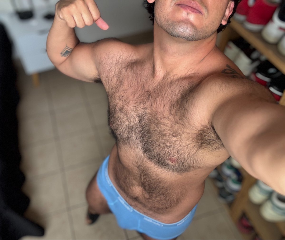 Rafamoralesv4's tweet photo. Buenos días 🔥🥵 https://t.co/R93LfREoCr