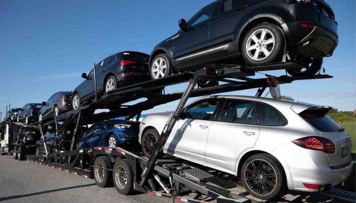 NigeriaStories's tweet photo. BREAKING: Federal government has reduced import levy on new vehicles 🚗 into Nigeria 🇳🇬 from 20% to 10% and that of used vehicles from 15% to 5% in order to ease cost of vehicle importation. The reduction takes effect today. https://t.co/wtDMAFGp3r