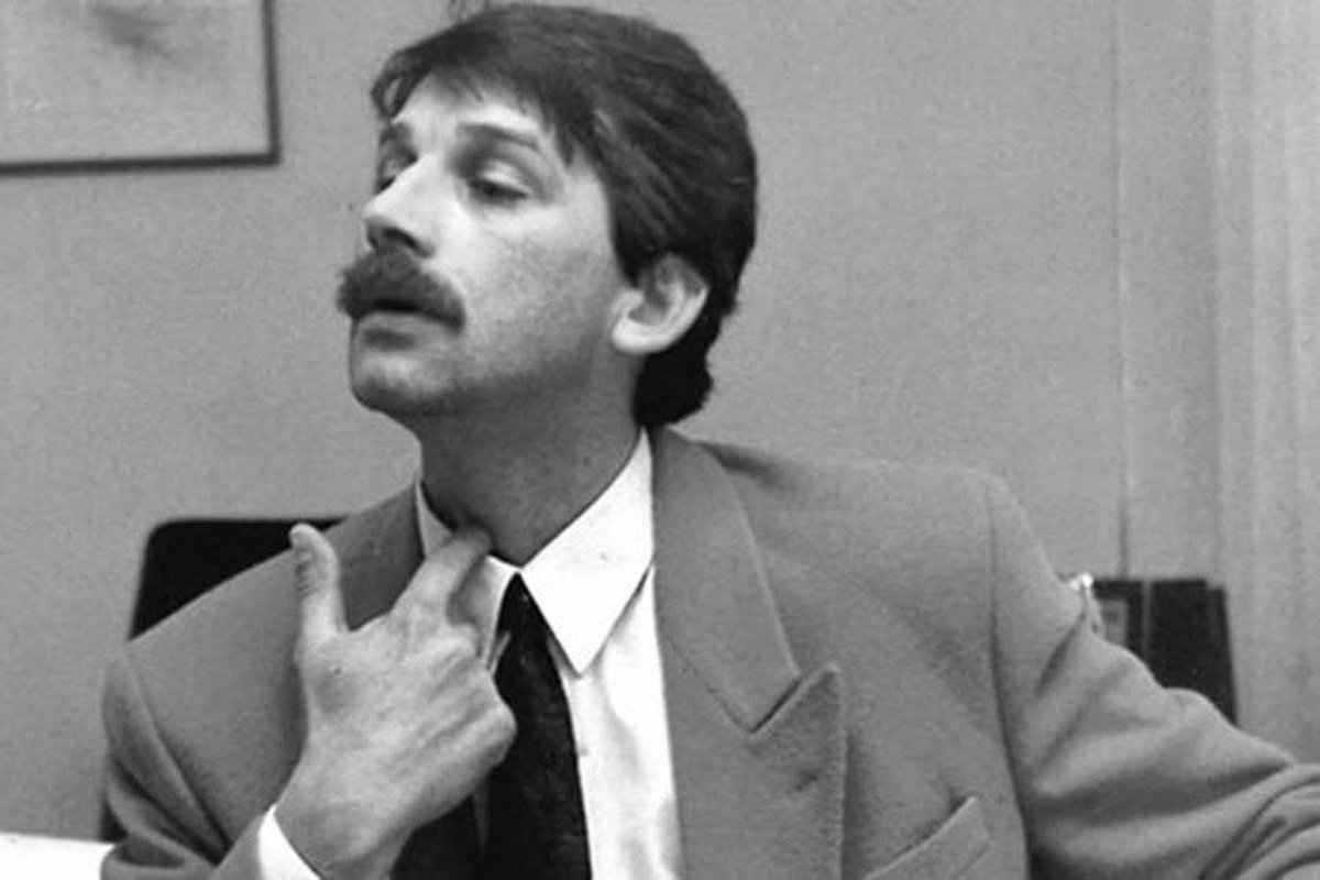 MCopic's tweet photo. Na današnji dan 1991. na ulazu u Tenju ubijen je
častan i pošten čovek, mirotvorac Josip Reihl-Kir,
načelnik osječke policije i 
vlasnik rečenice:

"Radije godine pregovora nego i minuta ratovanja." https://t.co/7CIf74Q6tp