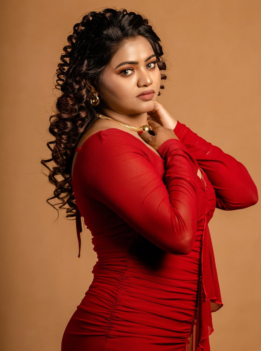 loilomojnu's tweet photo. Shalu Shammu
#ShaluShammu https://t.co/MKwQuNzkjM