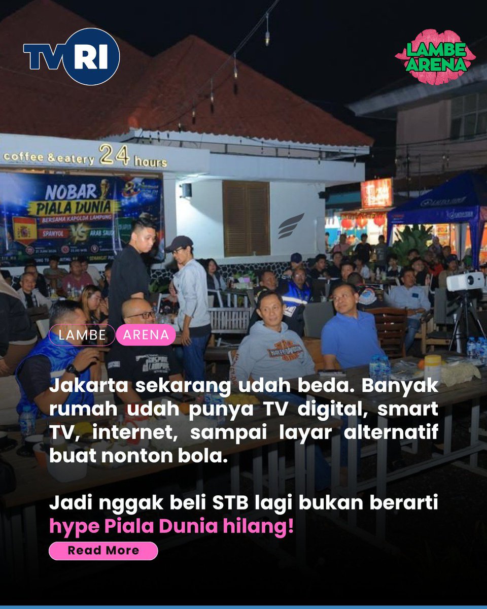 LambeArena's tweet photo. Sepi di Glodok bukan berarti euforia Piala Dunia hilang. Nobar tetap ramai, UMKM ikut bergerak, dan warga daerah bisa menikmati bola dunia dengan akses lebih mudah ⚽🔥 https://t.co/q7ScKshlmf