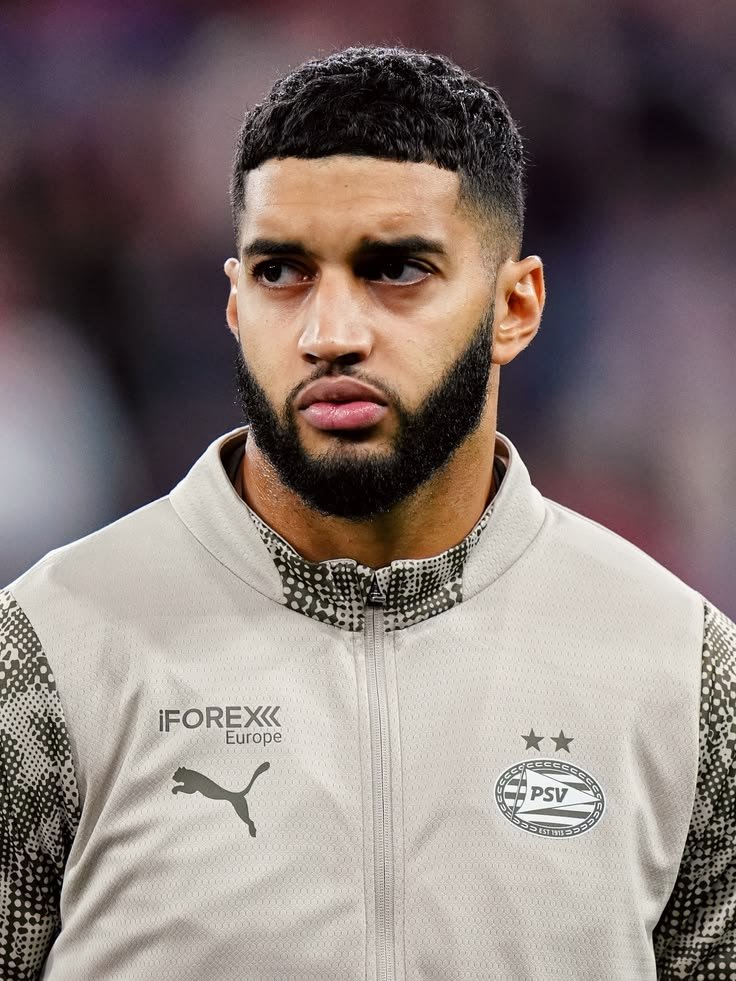 SPORTMASTERS200's tweet photo. 🚨🔴⚪️ • FC Bayern and PSV Eindhoven have finalized a €55 million agreement for Ismael Saibari, pending his medical examination in the USA. https://t.co/LgE9xtx1J9