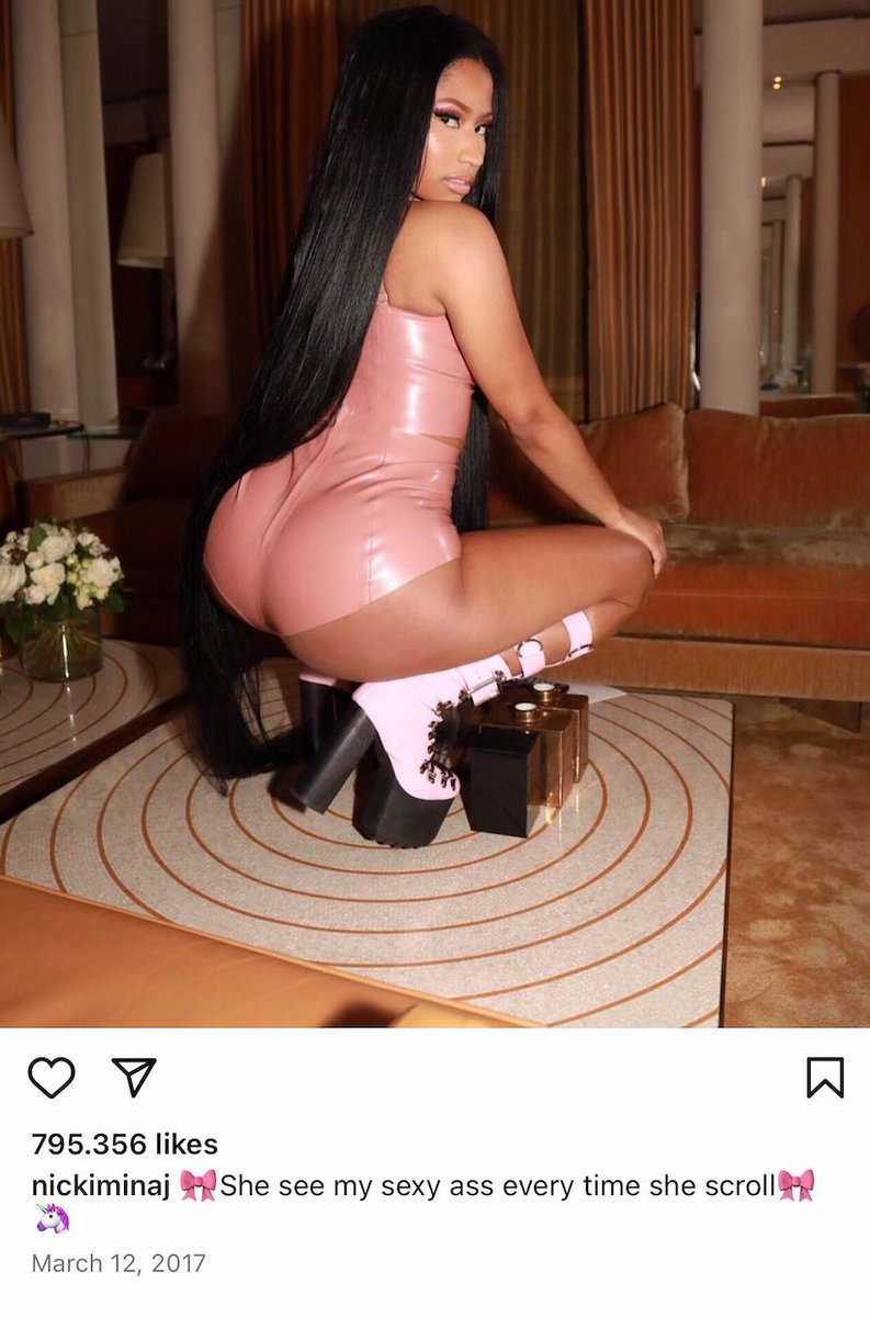 reesespieces079's tweet photo. This being Nicki’s IG caption on the picture that Cardi stalked and then showed to her plastic surgeon 😭😭😭 https://t.co/aq6uFh9cdL