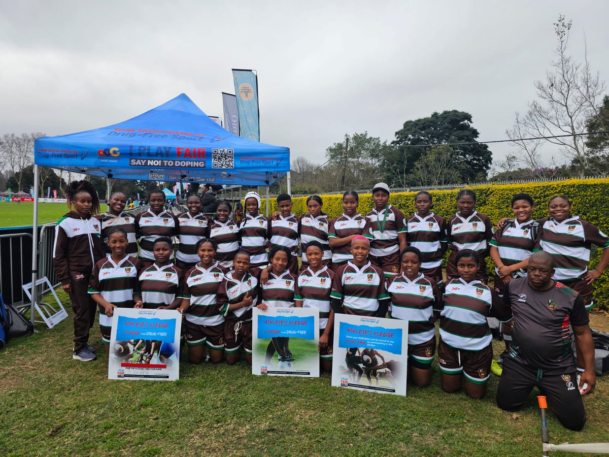 drugfreesportZA's tweet photo. Day 2 at u16 @GrantKhomoWeek
SAIDS is at @KearsneyCollege with the u16 Grant Khomo Week Boys and Girls.
Our focus is on Sport values in anti-doping.
#PlayFair #CleanSport #GrantKhomoWeek #SARugby #FutureBoks #SAIDS #u16Rugby https://t.co/EQ68VNVSlh