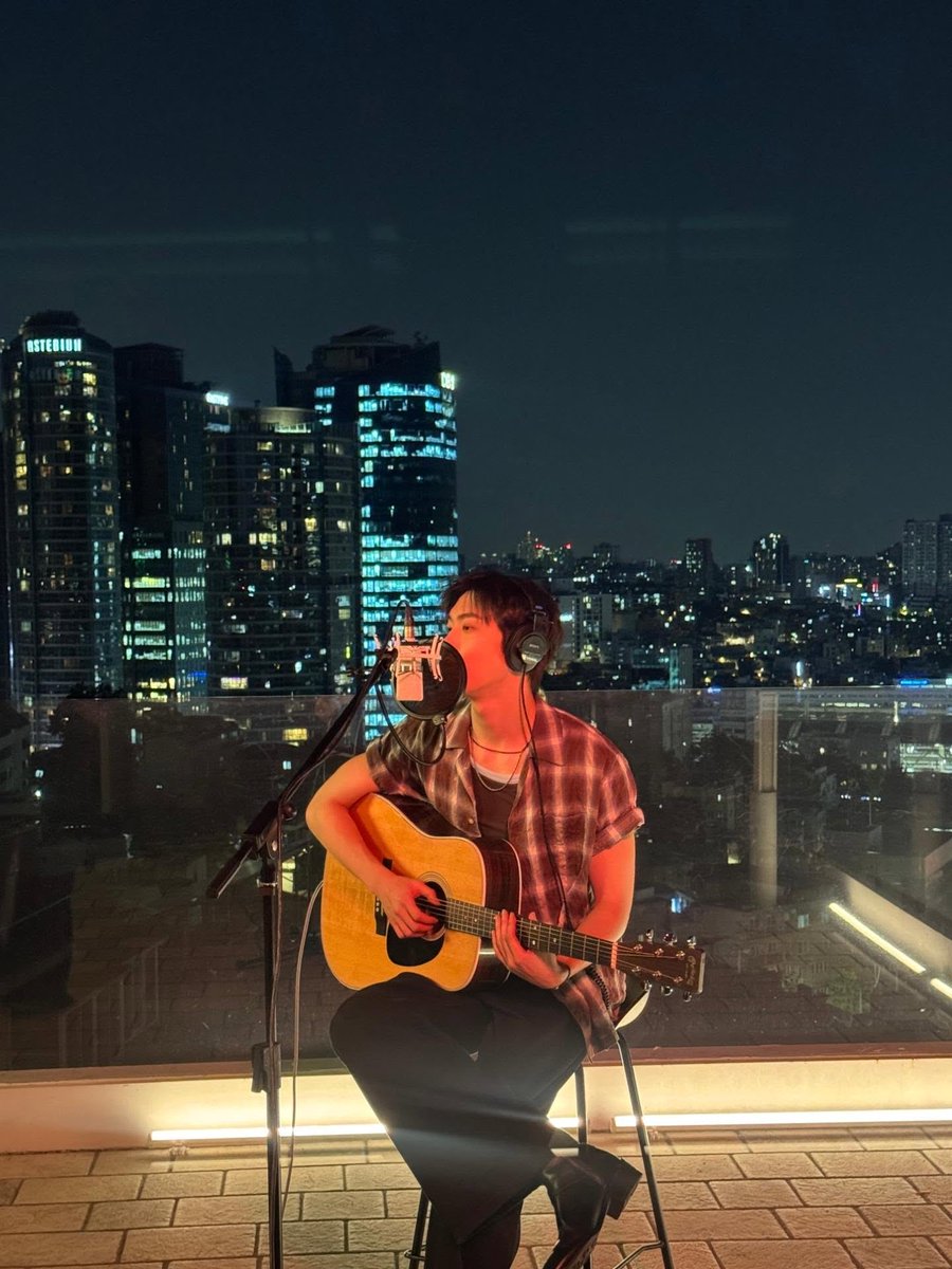 mzylvs_2's tweet photo. Sanha's IG post!💛
1/2 🌃

#YOONSANHA #윤산하 #ユンサナ #아스트로 #ASTRO https://t.co/3FYvXOh5kM