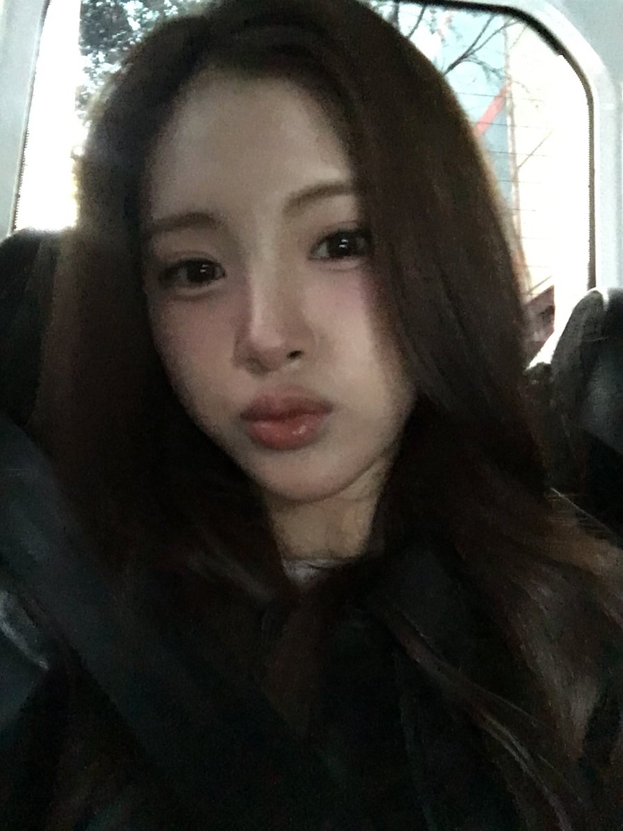 eeee__h's tweet photo. 이런 사진 보내주면
조금 많이 사귀고싶음 https://t.co/2ewEyFGZz9