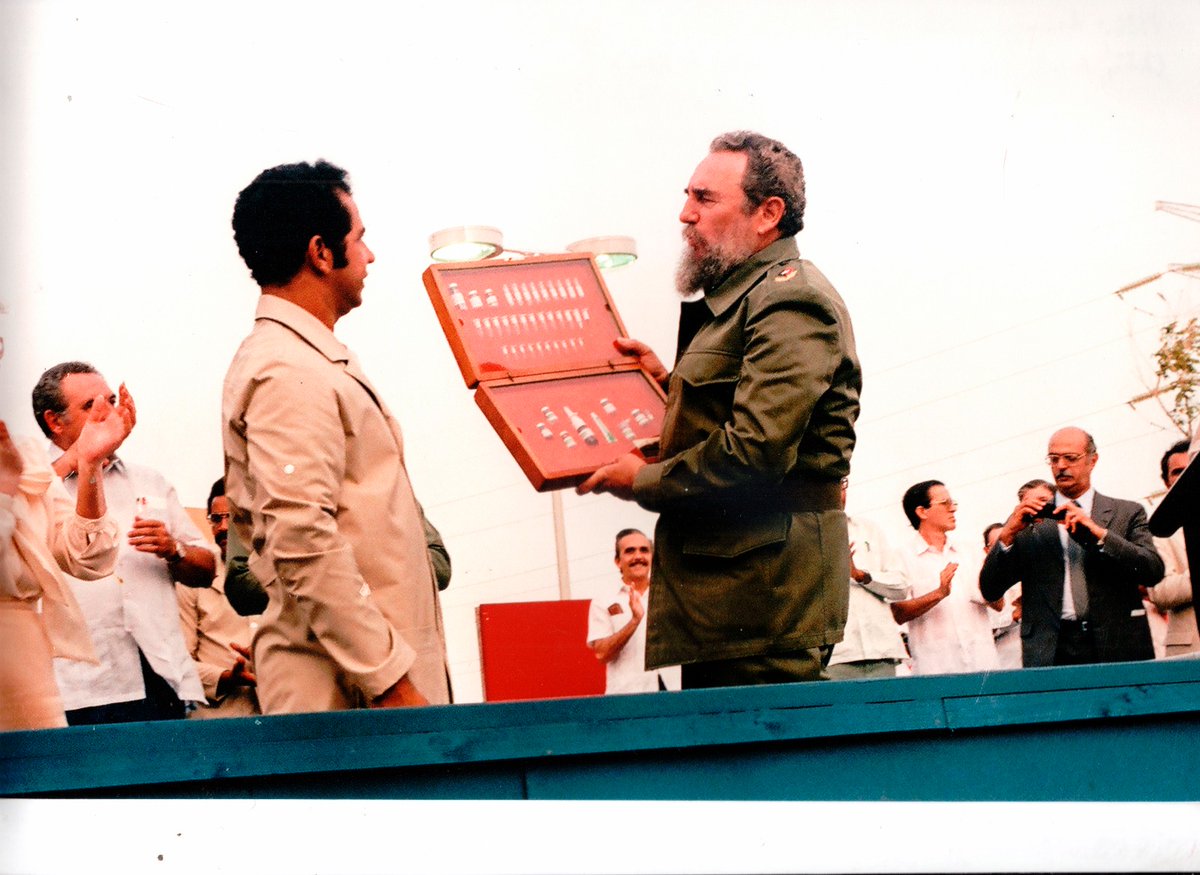 BioCubaFarma's tweet photo. Al conmemorarse este 1ro de julio el 40 Aniversario del @CIGBCuba y el 61 del @CNIC_Cuba, en BioCubaFarma nos unimos a esta celebración con profundo orgullo y admiración.
#SomosBioCubaFarma 
#CienciaCubana

https://t.co/jS5oEefm6n https://t.co/yzDBteIvRQ
