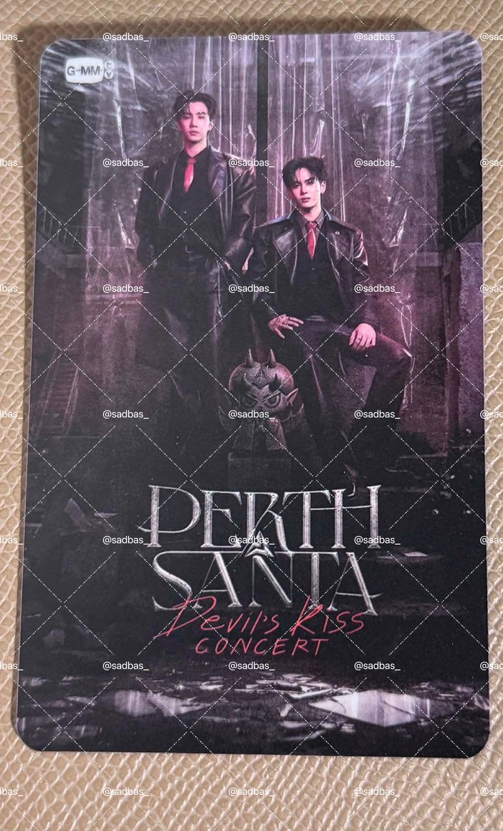 sadbas_'s tweet photo. ปล่อยบัตรคอน #PerthSantaConcert 

ขาย 3,900 บาท

วันอาทิตย์ที่ 19/07/2026 
บัตร 3,000 จำนวน 1 ใบ
📍Zone C1 (Row CQ)
📍ถ้าสนใจขอรายละเอียดเพิ่มเติม​ติดต่อ​ DM​ 

✨บัตรแข็งจัดส่งให้ ส่งฟรี นะคะ

#PerthSantaConcert #PerthSanta #เพิร์ธแซนต้า https://t.co/Y89H6X6En7