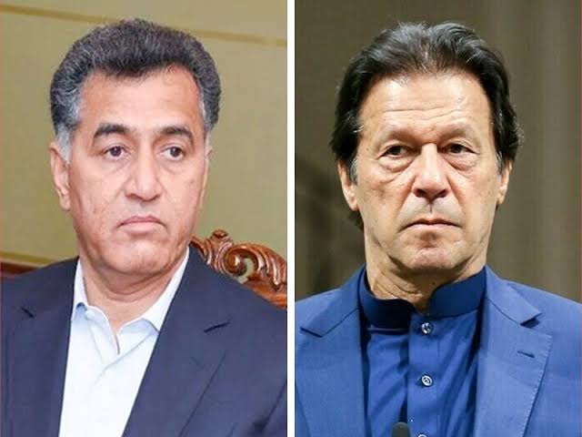 pro_pak_1947's tweet photo. دوستوں کون کون چاہتا ھے
جی ایچ کیو حملہ کیس میں فیض اور مجرم عمران نیازی کو سزا موت سنائے جائے 
ویسا بتا دوں 804 اور فیض چک��الیہ کو سزا موت کا فیصلہ محفوظ ھو چکا ھے 
آپ کی عدالتیں آپ کو مایوس نہی کرے گی https://t.co/l3QP4SGqfT