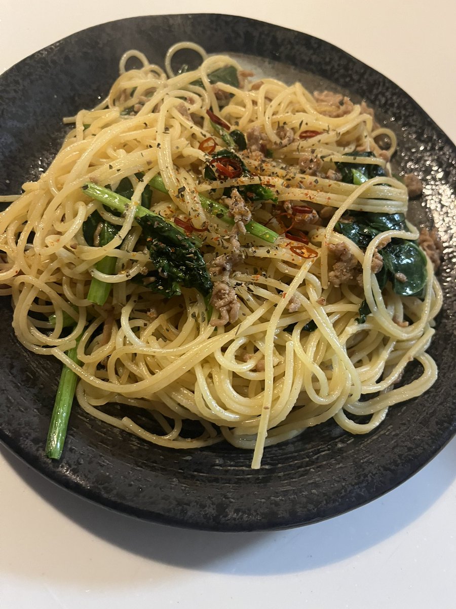 ryoDBD1's tweet photo. 今日の晩飯〜 https://t.co/l8NLW0iYpv