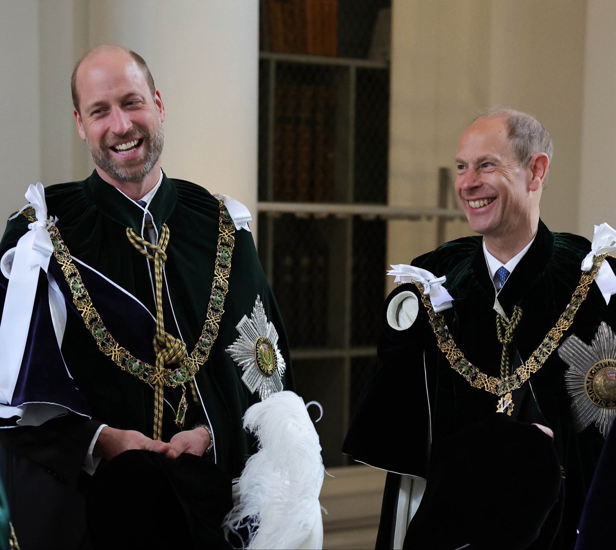 Mari_Edinburghs's tweet photo. ✨Love this photo of William and Edward today ♥️

Uncle and nephew looking very happy attending the Thistle service

📸Andrew Parsons https://t.co/klvxVhspZU