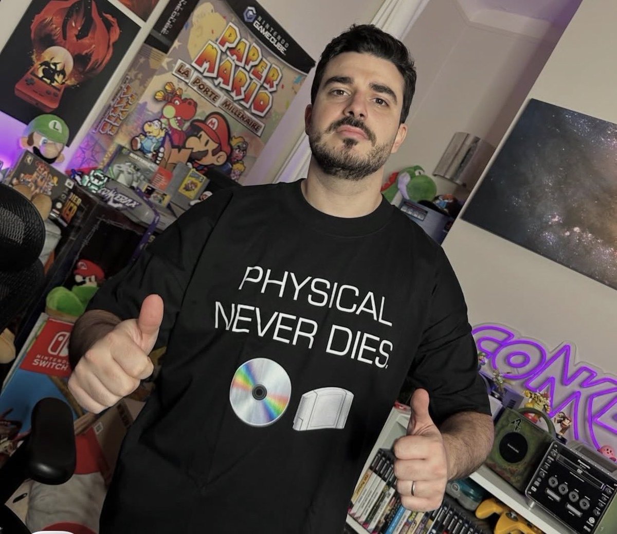 imBakkatsuki's tweet photo. @PlayStation Les larmes Sony vous avez du sang sur les mains jpppppp (en vrai je m’en blc du physique) https://t.co/KpbpNwlR07