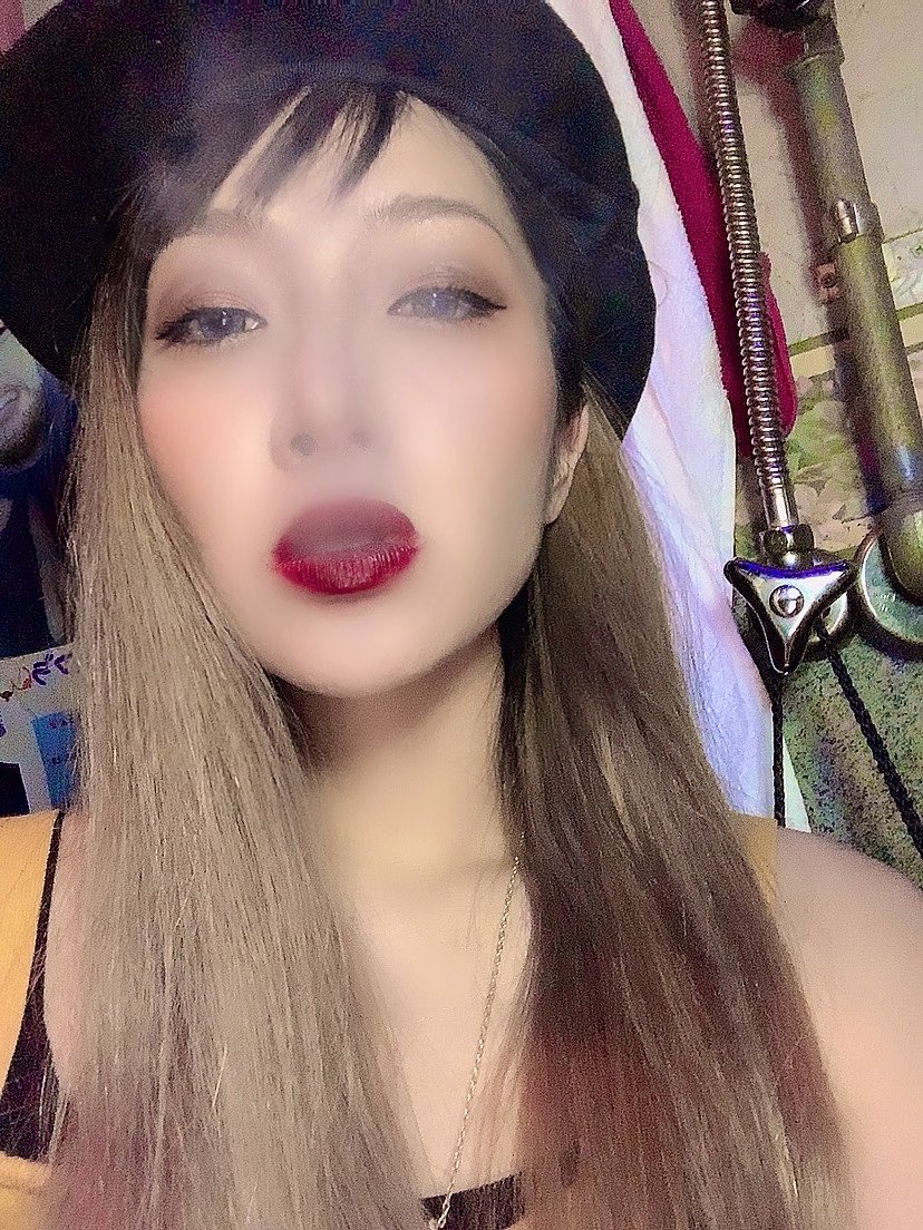 ari25t's tweet photo. 会社で監禁状態で勉強
帰ってきてからも何時間も勉強
ご褒美にええもん吸いてええええぇ
( ´Д`)y━･~~

おなにーしてねよ https://t.co/xpImOdEDZ6