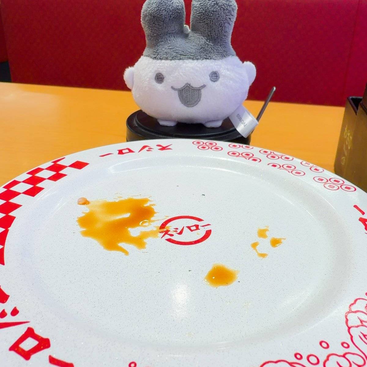 midoriii__man's tweet photo. みみちとすしパしたのきのう https://t.co/HM751oVnaD