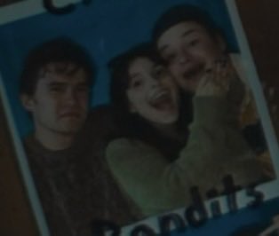 aderayo_xo1's tweet photo. Bear has to be blind or something because how did he not notice they had something going on ?😭😭
#Obsession https://t.co/VG24iPEKNy