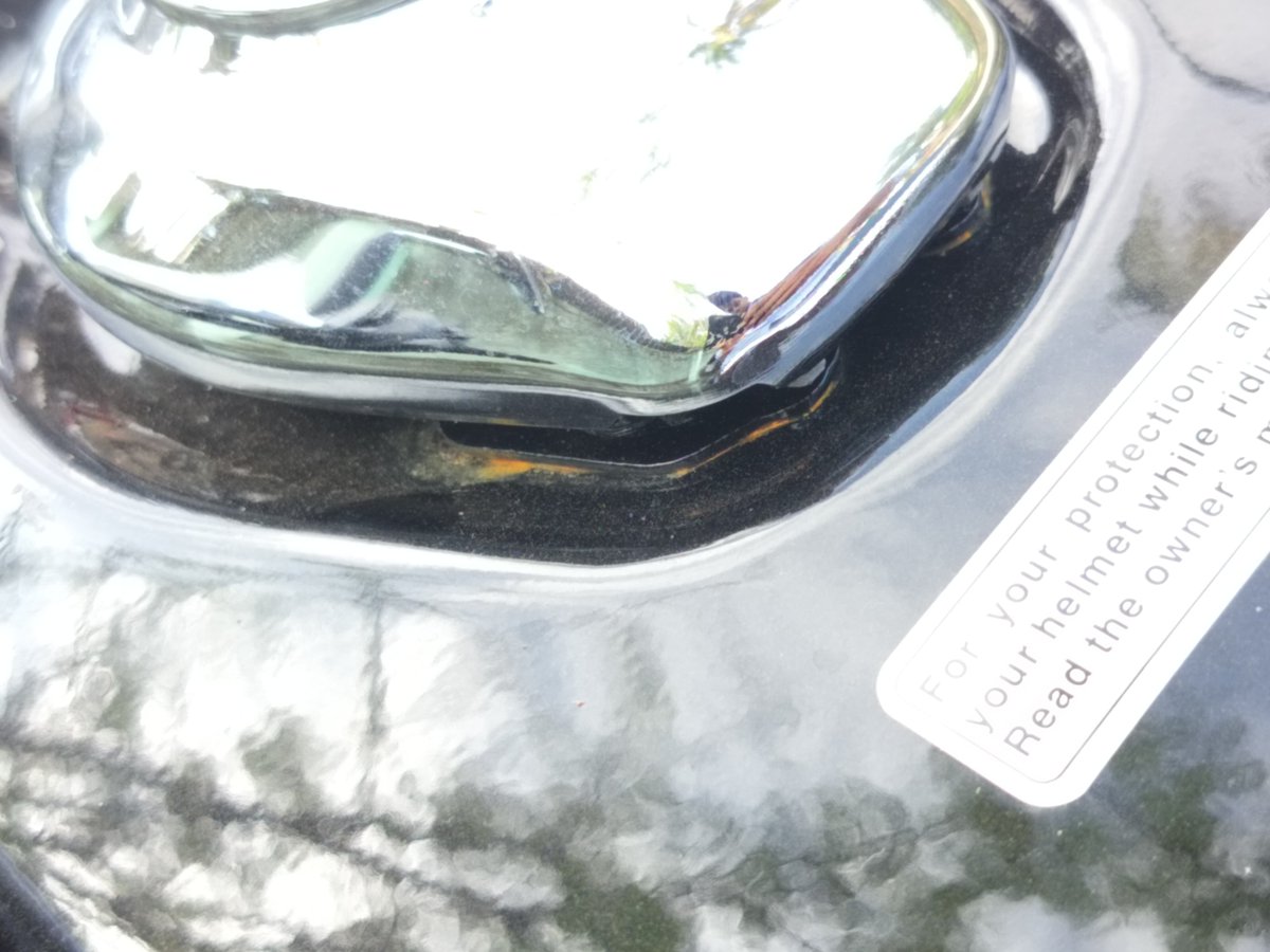 Farzi_Jain's tweet photo. @BigWingIndia people facing rusting issue in the Honda CB 350 bike series within 1 month and even 1 week after buying the bike, why?
Are we waiting 30-45 days &amp; paying to get these kind of faulty bikes, who will take responsibility of this?
#Bigwing #Honda https://t.co/E0ljZZ7p6w