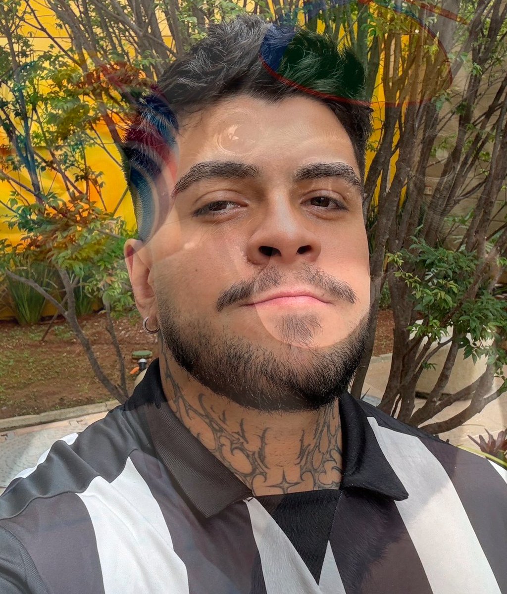 josenocontrole's tweet photo. minha colaboração pra nova trend 🤫 https://t.co/rHyCpVjT8F