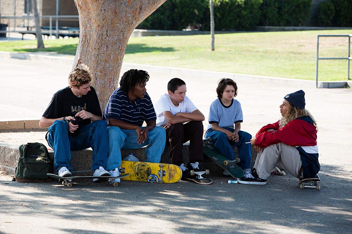 AdamCampetti's tweet photo. Stop talking about or focusing on civil war #civilwar and focus more on the #80s #90s #arcades #movies when you used to go clubbing too late into the night or wee hours of the morning. Remember the times you disagreed with folks but still managed to party & skate w/them. #1990s https://t.co/tru9AcRHd2