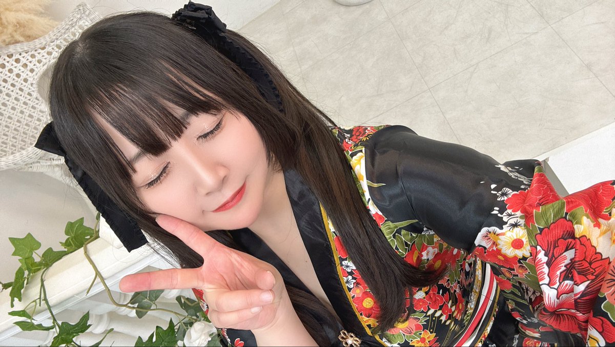 お や す み 😪✩⋆✩⋆✩⋆✩⋆✩⋆✩
