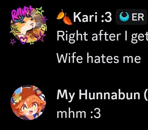 Kariposting's tweet photo. She hates me :< https://t.co/XF0dzgBKXi