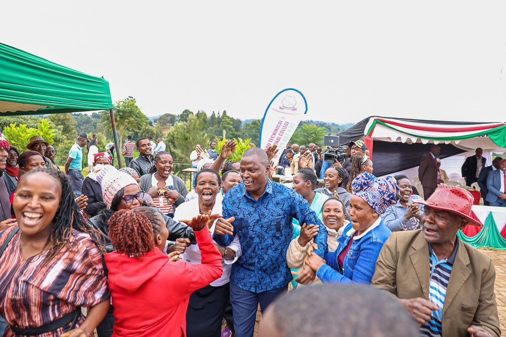 NdindiNyoro's tweet photo. Today, we met with Parents of Boarding Secondary Schools and Universities & Colleges during Education Forums.

We met at Kiharu TVC in the morning before proceeding to Kigetuini and later at Kambirwa.

Hon Gathee Wa Njeri, Hon Esther Irungu, Hon Winnie, Hon Bernard Ruiru, Mama Sacco among others leaders, Parents and stakeholders attended.

Great people always.

We are African and Africa is our Business..