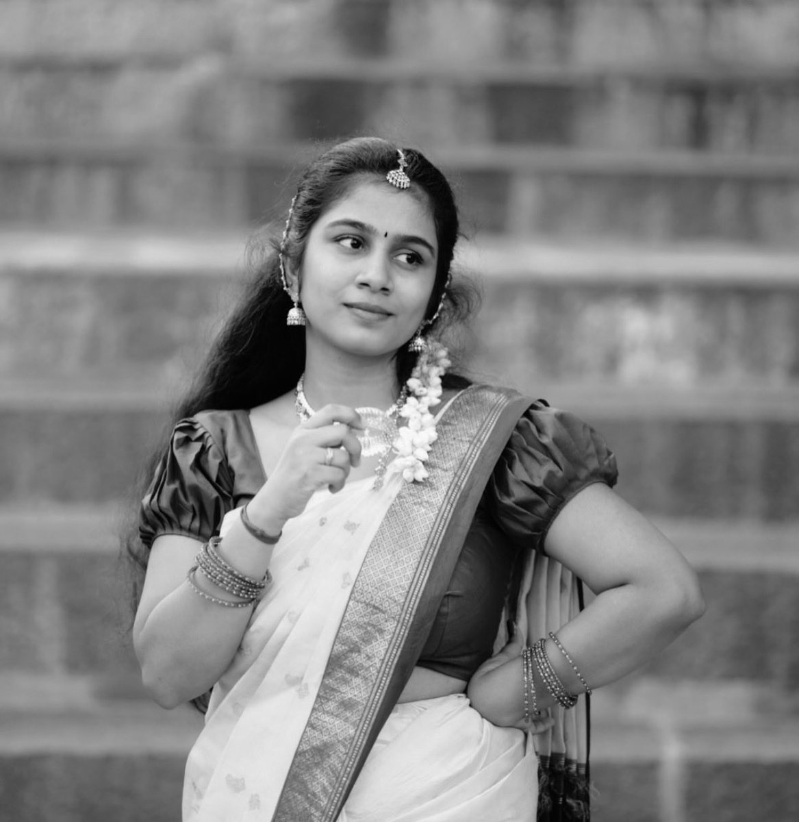 Be_Happieee's tweet photo. Gorgeous Janani Venkat  ♥️ https://t.co/FmqqAQ1SFW