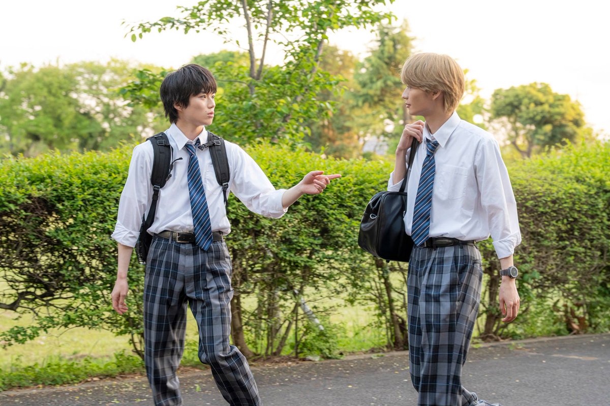 modelpress's tweet photo. ／
奥智哉＆杢代和人（原因は自分にある。）
「君は夏のなか」インタビュー後編
＼

“手こずった”3パターンの中から採用された1話ラスト告白シーンが完成するまで

✍️第1話ネタバレあり／取材こぼれ話も
https://t.co/RwOBEyjxbV

#ドラマ君夏 @tx_doramanext @mokudai_kazuto https://t.co/tiSlxEjfYj