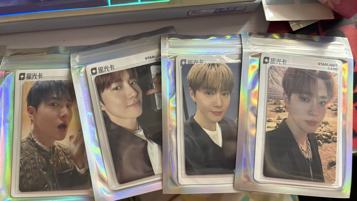 centrickai's tweet photo. will be giving away suho and sehun qq starlight photocards and unsealed exo reverxe smini albums (+photocard) on day 1! 1:1 only! see you po 🤍 https://t.co/Qs7Qi0invP