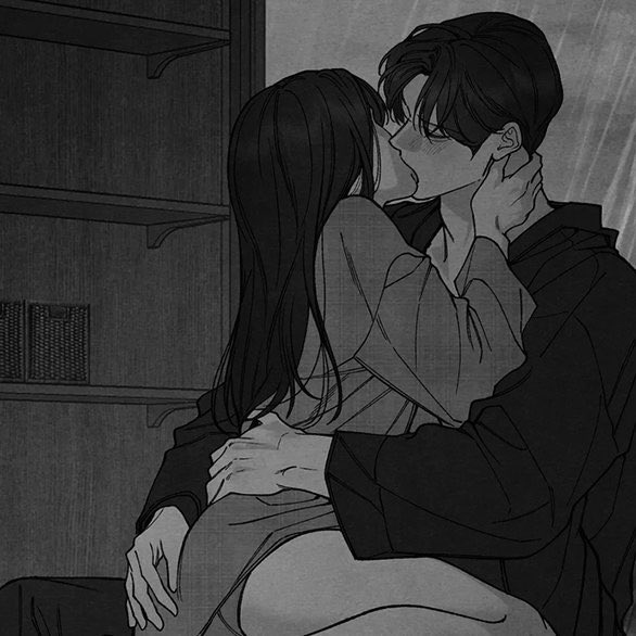 honeybabyyy0's tweet photo. mm not to be a slut but i would love some kisses rn ♡ https://t.co/pFOQNJMqZ7