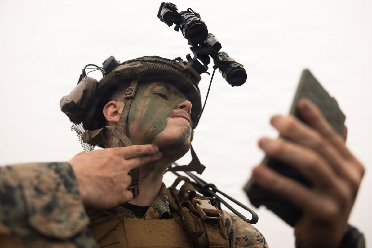 USPACOM's tweet photo. Bilateral maneuvers 🎯🌲

3rd Marine Division Marines partner with Japan Self-Defense Force personnel during exercise Resolute Dragon 26 at the Hijudai Maneuver Area to strengthen multi-domain tactical capabilities and reinforce regional defense readiness.

📍 Japan
📸 Lance Cpl. Camila Garibay

#PACOM #USMC #ResoluteDragon #JSDF