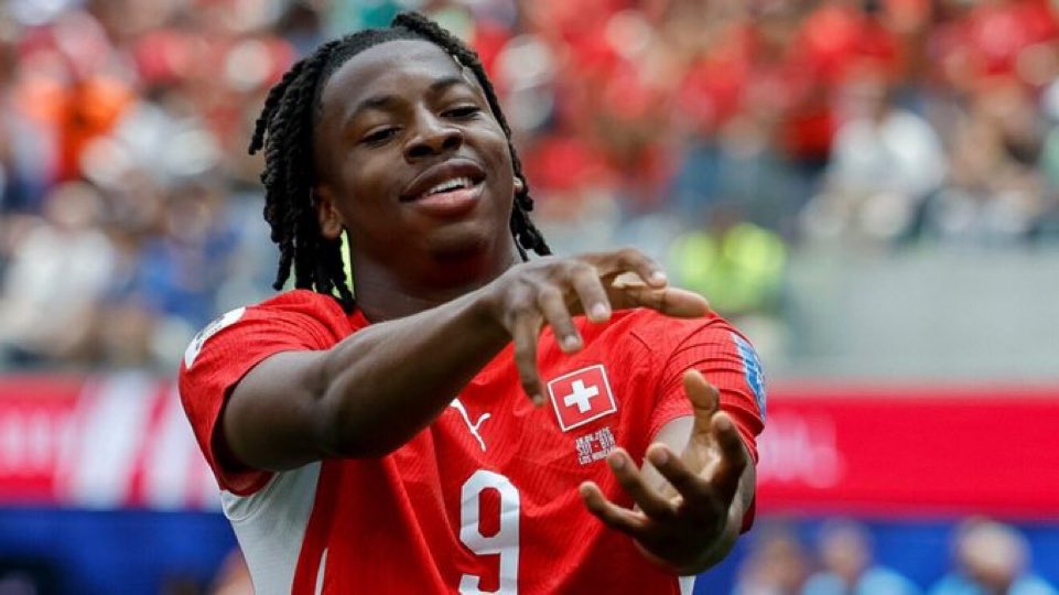 nufcupdates9's tweet photo. 🚨 BREAKING: Talks for #nufc to sign Freiburg midfielder Johan Manzambi are now advanced, and they are optimistic of agreeing a deal. 

[@JacobsBen] https://t.co/svKqXB6uoS