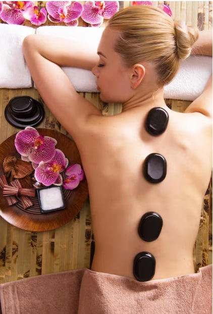 Chloe800000's tweet photo. The warm volcanic rock soothes tense spinal muscles, while the delicate fragrance of orchids fills the air, releasing all fatigue and stress into this moment of relaxation. Enjoy this tranquil and healing time; it's entirely yours. https://t.co/XdGbjoROvX