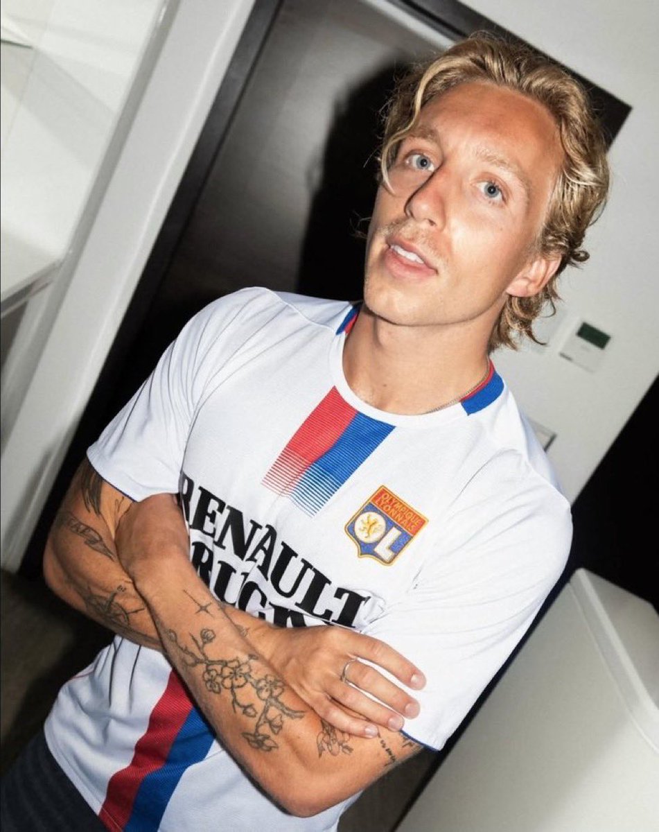 LesFansGones's tweet photo. Ouais nan le flow c’est trop ce joueur. 🤯🦁 https://t.co/oHpgTJWkin