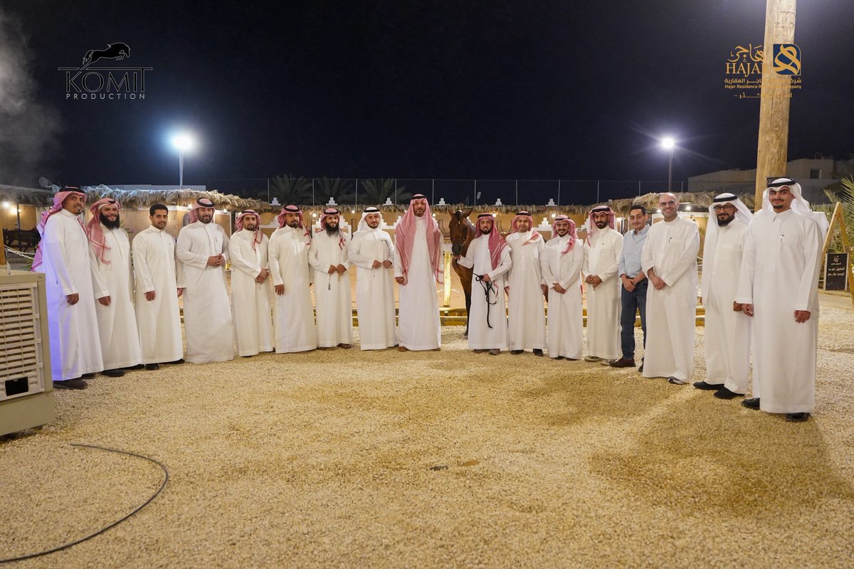 hanni_44a's tweet photo. ليلة استثنائية جمعت التقدير والإنجاز كل الشكر للأستاذ سعد على الدعوة الكريمة، ولسعادة الدكتور @aboaadl2030 على كرم الضيافة، وتشرفت بلقاء سمو الأمير سعود بن خالد بن عبدالله آل سعود في أمسية احتفت بأبطال ومدربي رياضة الرماية. 🇸🇦 https://t.co/O3qUtaM4AB