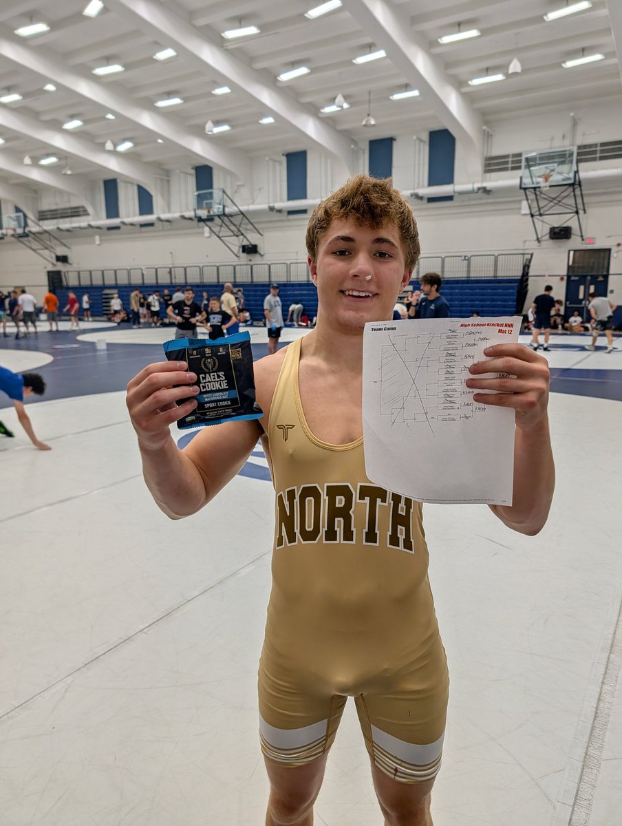 NickFuryFIHS44's tweet photo. Handed out @CaelsCookie to takedown tournament champs on Mat 12 to close out @PennStateWREST camps today. #sick #fire🔥 https://t.co/K3gE3rYoTK