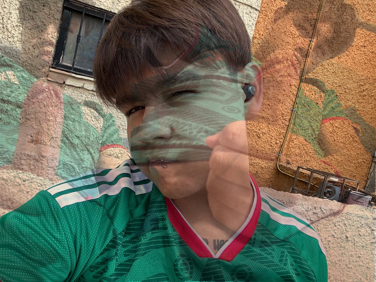 BLUEBABYNASH's tweet photo. Viva México! https://t.co/vZL5oe9ZEy