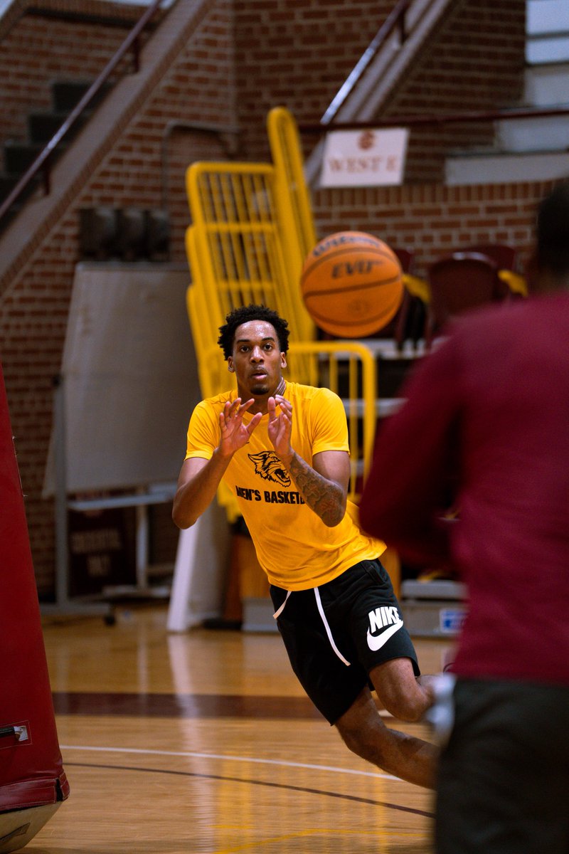 BCUhoops's tweet photo. First Day Work 🔥🏀‼️

#𝙃𝙖𝙞𝙡𝙒𝙞𝙡𝙙𝙘𝙖𝙩𝙨 | #𝙋𝙧𝙚𝙮𝙏𝙤𝙜𝙚𝙩𝙝𝙚𝙧 https://t.co/JmuTJZKy99