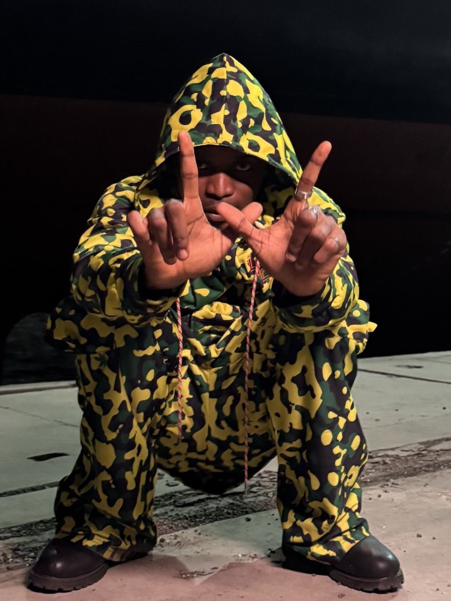 KwameDabie's tweet photo. THE GOOD OLD DAYS 🚢⛴️
🔗 https://t.co/SjP7w7RlxH

#GVO #DABIEBOMAYE https://t.co/V243vuTgxW