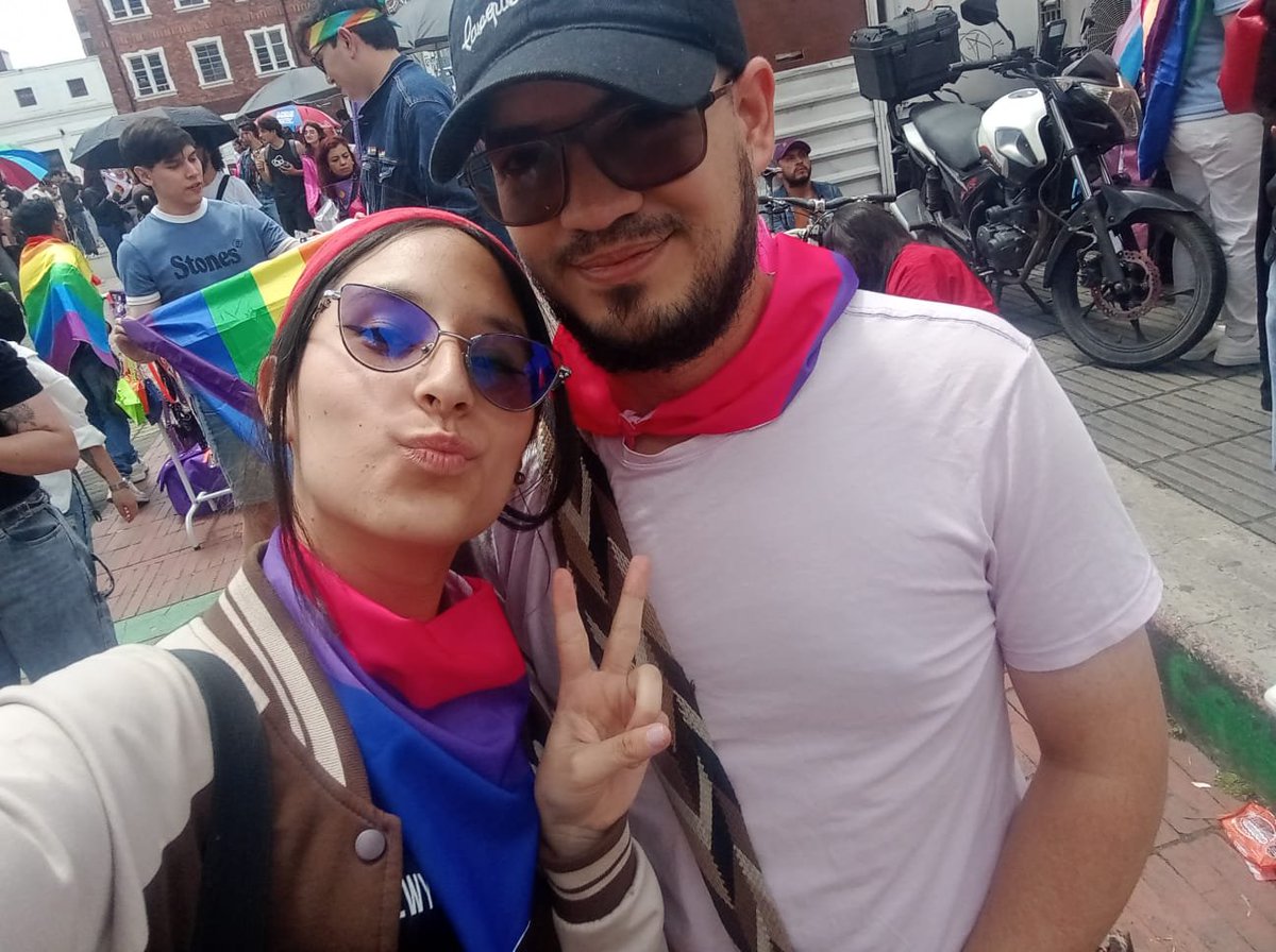 Alejo_Morrison's tweet photo. Estuvo excelente poder sentirme libre junto a mi pareja en el pride, la amooo. https://t.co/Vtf2Kfdgs7