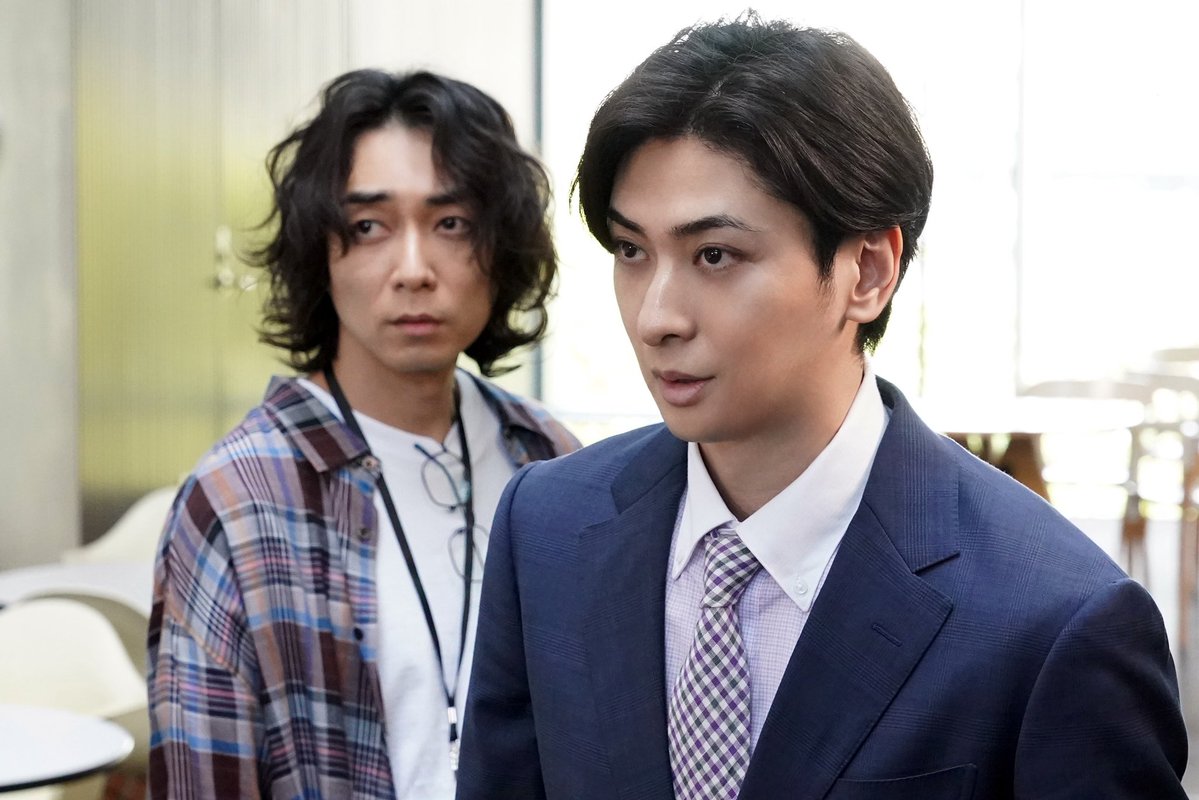 shinainaru_ytv's tweet photo. 🥀『#親愛なる夫へ 〜完璧な妻の嘘〜』

今夜24時9分より、放送スタート！
放送に先駆けて、素敵な場面写真を少しだけお届け 📷

本日この後 #田中麗奈 さん × #古川雄大 さんが各番組を電波ジャックします！
まずはZIP!に出演！ぜひチェックしてください✨

TVerのお気に入り登録も、どうぞよろしくお願いします 🕊️
🔗https://t.co/OJO0byE9oW