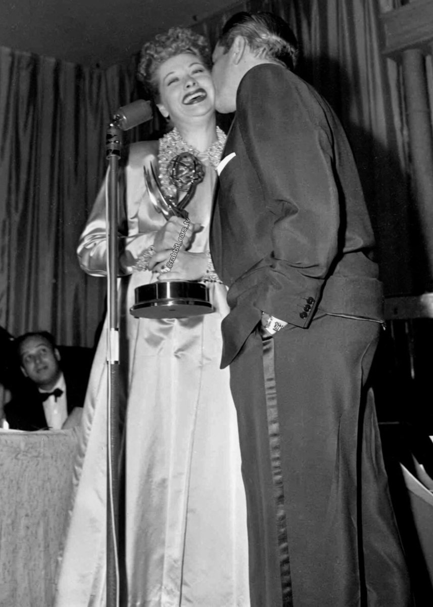 rabbit_ears_tv's tweet photo. Lucille Ball and Desi Arnaz at the 5th annual Emmy Awards, held on February 5th, 1953. This was the first time that I Love Lucy had won an Emmy, the show winning Best Situation Comedy, and Lucy winning Best Comedienne 🔥 https://t.co/F5Rdr1aUOw