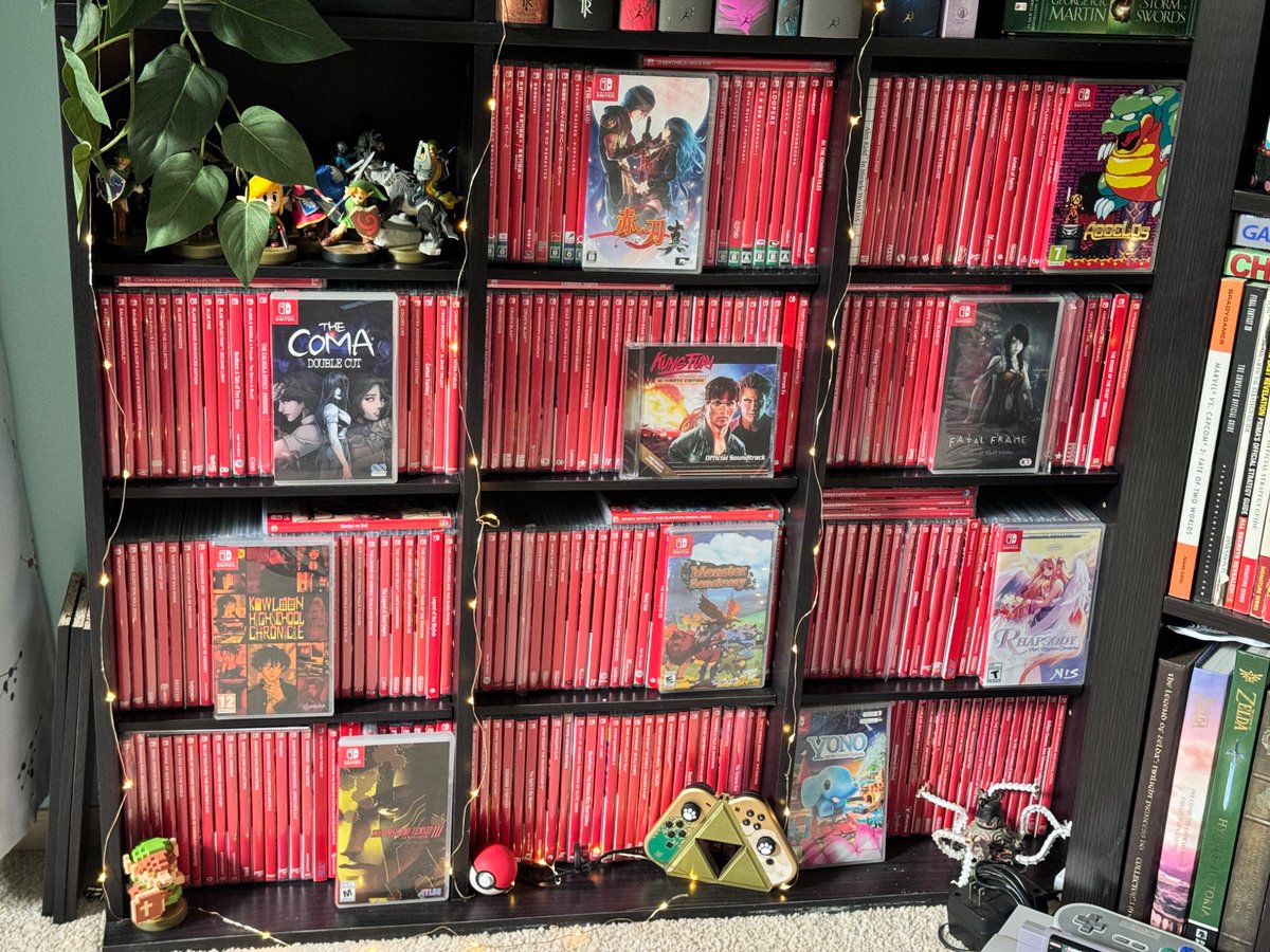 Zee_is_mee_'s tweet photo. I love collecting games to have forever. 😞 https://t.co/Y15JycnFPl