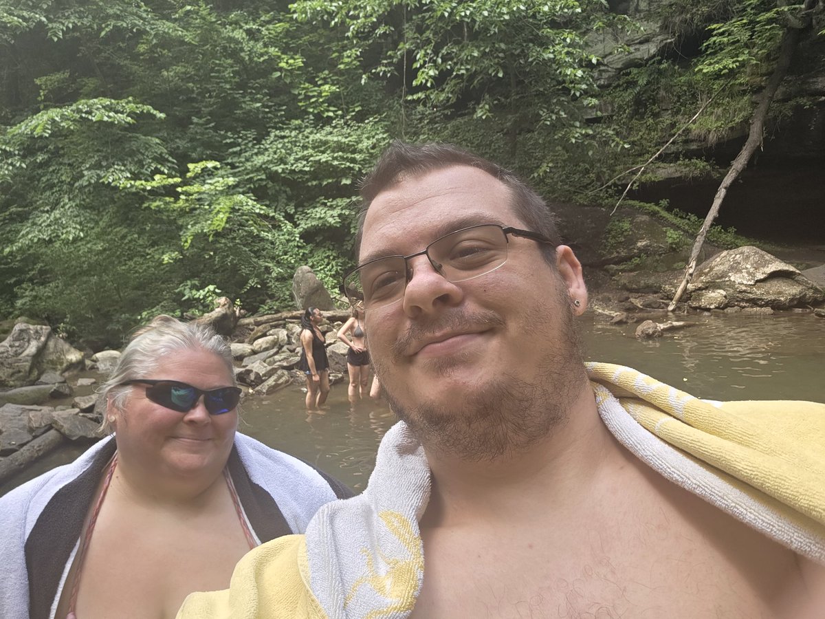 2chubguysOF's tweet photo. https://t.co/AfTLSb40Co