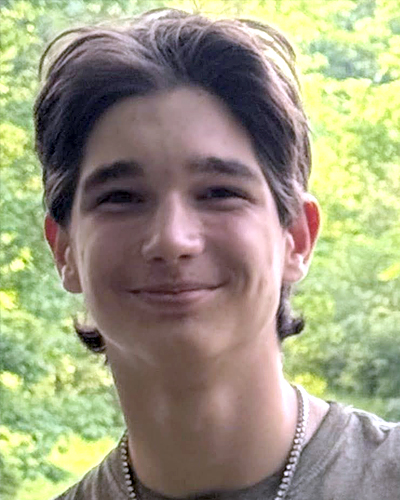 FBIIndianapolis's tweet photo. 🚨 MISSING JUVENILE

FBI Indianapolis is assisting the Putnam County Sheriff's Dept. in the search for 16-year-old Peyton Fulk.

Peyton was last seen leaving his girlfriend's home northeast of Cloverdale, Indiana, on the morning of May 29. He was wearing blue jeans, cowboy boots, and a blue sweatshirt.

If you have any information about Peyton's whereabouts, please contact the Putnam County Sheriff's Dept., the lead investigating agency, at 765-653-3211.

NCMEC poster: https://t.co/XNnUnmCA2Y

#MissingPerson #MissingJuvenile #Indiana