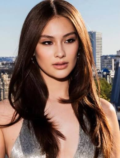 cstorriearchive's tweet photo. Lola Tung ("The Summer I Turned Pretty"), joins Halina Reijn's A24 Film 'Please'.

She joins Connor Storrie, Gracie Abrams, Tom Burke and David Jonsson in the cast. https://t.co/PZmlOgSchc